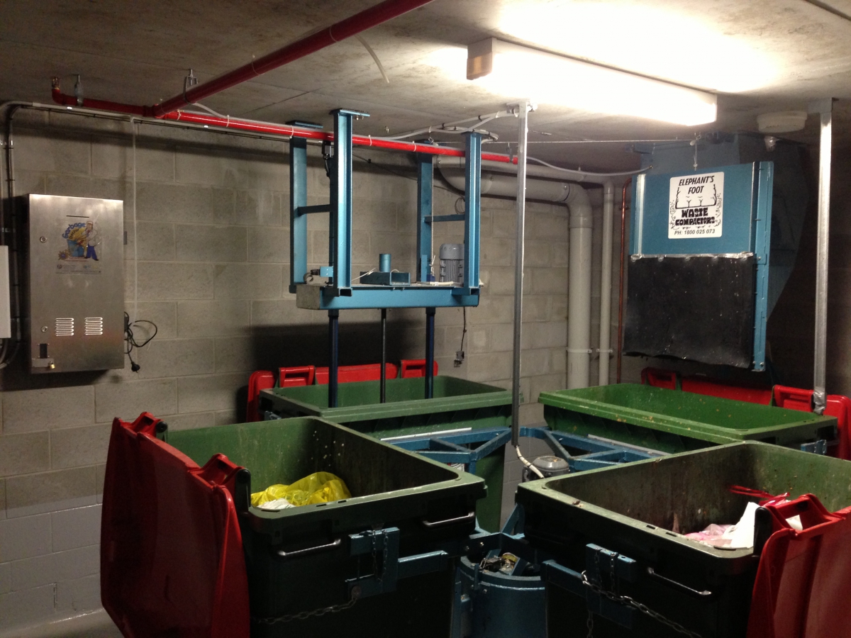 Minimalist Apartment Next To Garbage Chute Smell 